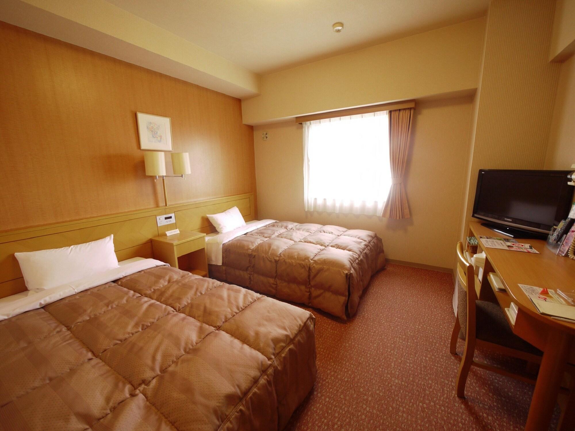Hotel Route-Inn Toyokawa Inter Exterior foto